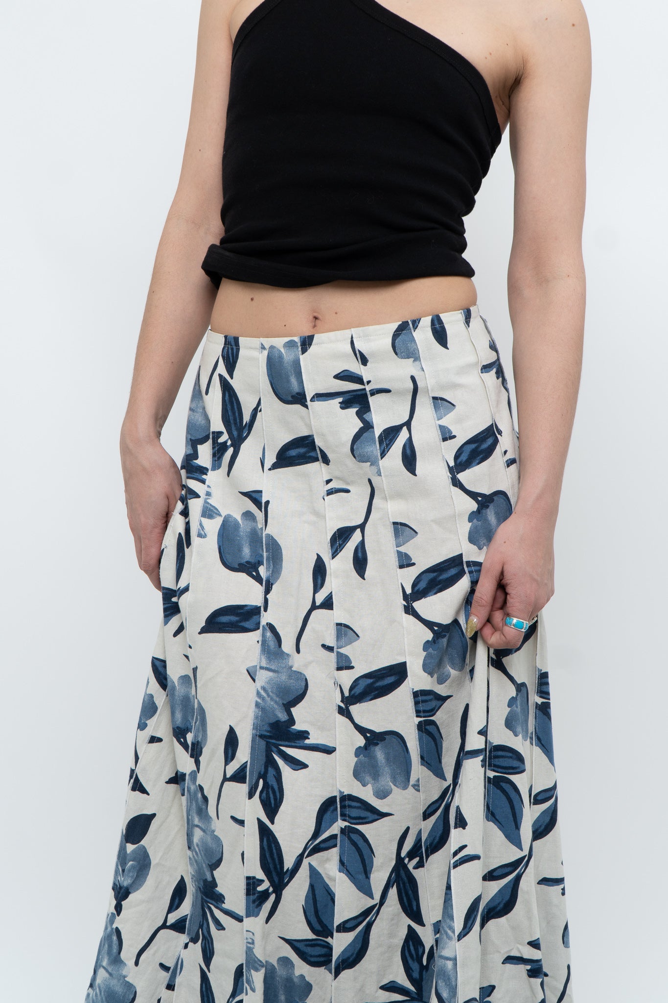 Vintage x Cream, Blue Floral Linen Maxi Skirt (M)