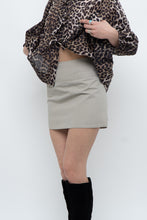 Load image into Gallery viewer, Vintage x Made in Canada x Beige Mini Skirt (S)