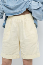 Load image into Gallery viewer, Vintage x Made in Canada x Butter Yellow Cotton Short (XS, S)