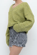 Load image into Gallery viewer, Modern x Green Knit Cropped Sweater (M, L)