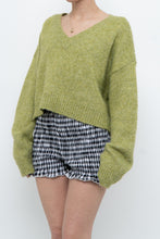 Load image into Gallery viewer, Modern x Green Knit Cropped Sweater (M, L)