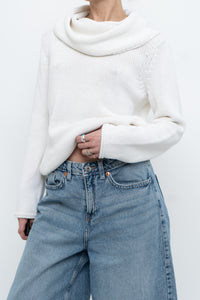 Vintage x Made in Hong Kong x Cotton White Mockneck Knit Sweater (S-L)