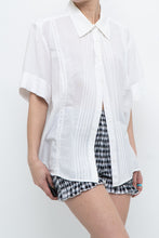 Load image into Gallery viewer, Vintage x Made in India x Cream Embroidered Short Sleeve Buttonup (S-XL)