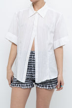 Load image into Gallery viewer, Vintage x Made in India x Cream Embroidered Short Sleeve Buttonup (S-XL)