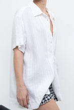 Load image into Gallery viewer, Vintage x Made in Australia x White Textured Short Sleeve Buttonup (XS-L)