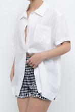 Load image into Gallery viewer, Vintage x Made in Australia x White Textured Short Sleeve Buttonup (XS-L)