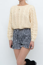 Load image into Gallery viewer, Vintage x Handmade Pale Yellow Cableknit Cropped Sweater (XS, S)