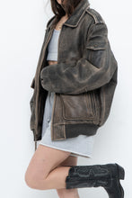 Load image into Gallery viewer, Vintage x LEVI&#39;S Brown Distressed Leather Bomber (S-L)