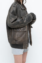 Load image into Gallery viewer, Vintage x LEVI&#39;S Brown Distressed Leather Bomber (S-L)