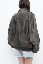Load image into Gallery viewer, Vintage x LEVI&#39;S Brown Distressed Leather Bomber (S-L)