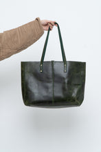 Load image into Gallery viewer, Vintage x Dark Green Distressed Oversized Leather Purse