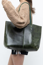 Load image into Gallery viewer, Vintage x Dark Green Distressed Oversized Leather Purse