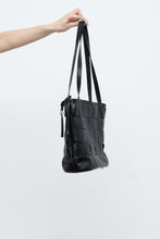 Load image into Gallery viewer, Vintage x Made in Italy x VIOLA CASTELLANI Woven Black Pebble Leather Purse