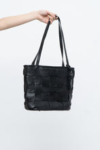 Load image into Gallery viewer, Vintage x Made in Italy x VIOLA CASTELLANI Woven Black Pebble Leather Purse