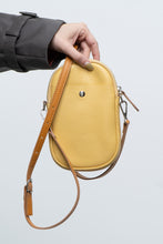 Load image into Gallery viewer, DIVINA FIRENZE x Yellow Pebble Leather Crossbody Purse