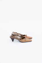 Load image into Gallery viewer, Vintage x FRANCO SARTO Tan Leather Kitten Heels (8)