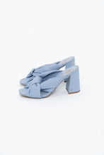 Load image into Gallery viewer, SAM &amp; LIBBY x Periwinkle Faux Leather Sandals