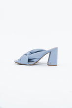 Load image into Gallery viewer, SAM &amp; LIBBY x Periwinkle Faux Leather Sandals