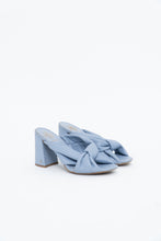Load image into Gallery viewer, SAM &amp; LIBBY x Periwinkle Faux Leather Sandals