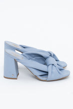 Load image into Gallery viewer, SAM &amp; LIBBY x Periwinkle Faux Leather Sandals