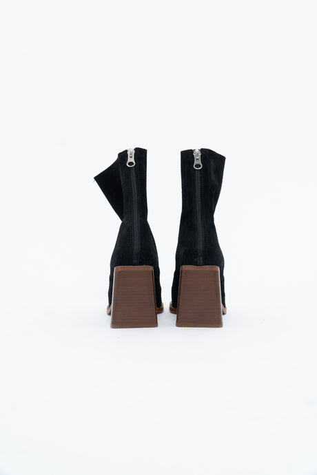 L'INTERVALLE x Black Suede Platform Boot (7, 7.5)