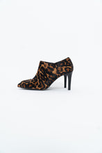 Load image into Gallery viewer, Vintage x ARNOLD CHURGIN Leopard Pony Hair Boots (10-11)