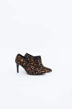 Load image into Gallery viewer, Vintage x ARNOLD CHURGIN Leopard Pony Hair Boots (10-11)