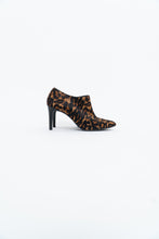 Load image into Gallery viewer, Vintage x ARNOLD CHURGIN Leopard Pony Hair Boots (10-11)