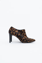 Load image into Gallery viewer, Vintage x ARNOLD CHURGIN Leopard Pony Hair Boots (10-11)