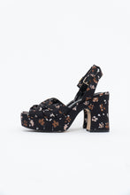 Load image into Gallery viewer, NINE WEST x Floral Fabric Platform Heels (7, 7.5)