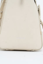 Load image into Gallery viewer, SENREVE x Cream Pebble Leather Structured Purse