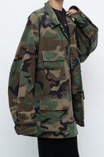 Load image into Gallery viewer, Vintage x Genuine US Army Camo Jacket (S-L)