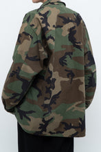 Load image into Gallery viewer, Vintage x Genuine US Army Camo Jacket (S-L)
