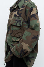 Load image into Gallery viewer, Vintage x Genuine US Army Camo Jacket (S-L)