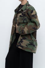 Load image into Gallery viewer, Vintage x Genuine US Army Camo Jacket (S-L)