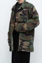 Load image into Gallery viewer, Vintage x Genuine US Army Camo Jacket (S-L)
