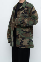 Load image into Gallery viewer, Vintage x Genuine US Army Camo Jacket (S-L)
