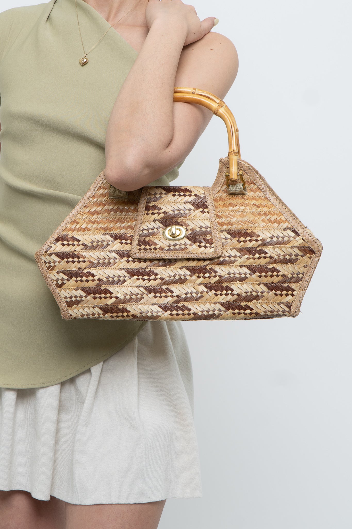 Vintage x Made in Turks & Caicos  x Bamboo Wicker Purse