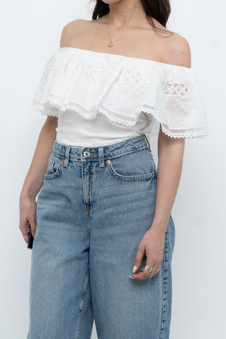 SANDRO PARIS x White Off-Shoulder Blouse (S, M)