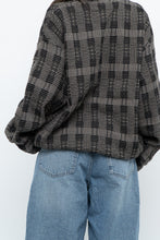 Load image into Gallery viewer, Vintage x Made in Hong Kong x Black Checkered Japanese Fabric Knit Sweater (S-L)