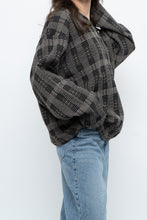 Load image into Gallery viewer, Vintage x Made in Hong Kong x Black Checkered Japanese Fabric Knit Sweater (S-L)