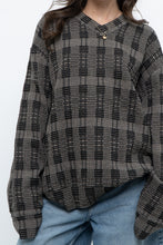 Load image into Gallery viewer, Vintage x Made in Hong Kong x Black Checkered Japanese Fabric Knit Sweater (S-L)