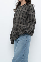 Load image into Gallery viewer, Vintage x Made in Hong Kong x Black Checkered Japanese Fabric Knit Sweater (S-L)