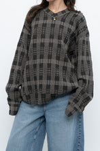 Load image into Gallery viewer, Vintage x Made in Hong Kong x Black Checkered Japanese Fabric Knit Sweater (S-L)