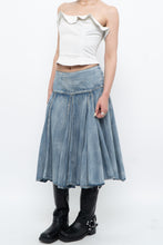 Load image into Gallery viewer, Vintage x Faded Soft Denim Midi Skirt (M, L)