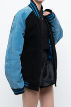Load image into Gallery viewer, Vintage x CAROLINA PANTHERS Suede Bomber (S-L)