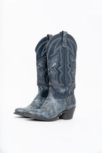 Load image into Gallery viewer, Vintage x Blue Butterfly Embroidered Cowboy Boots (5-6W)