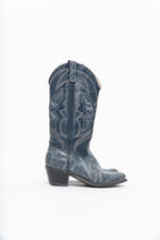 Load image into Gallery viewer, Vintage x Blue Butterfly Embroidered Cowboy Boots (5-6W)