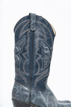 Load image into Gallery viewer, Vintage x Blue Butterfly Embroidered Cowboy Boots (5-6W)