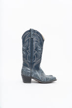 Load image into Gallery viewer, Vintage x Blue Butterfly Embroidered Cowboy Boots (5-6W)
